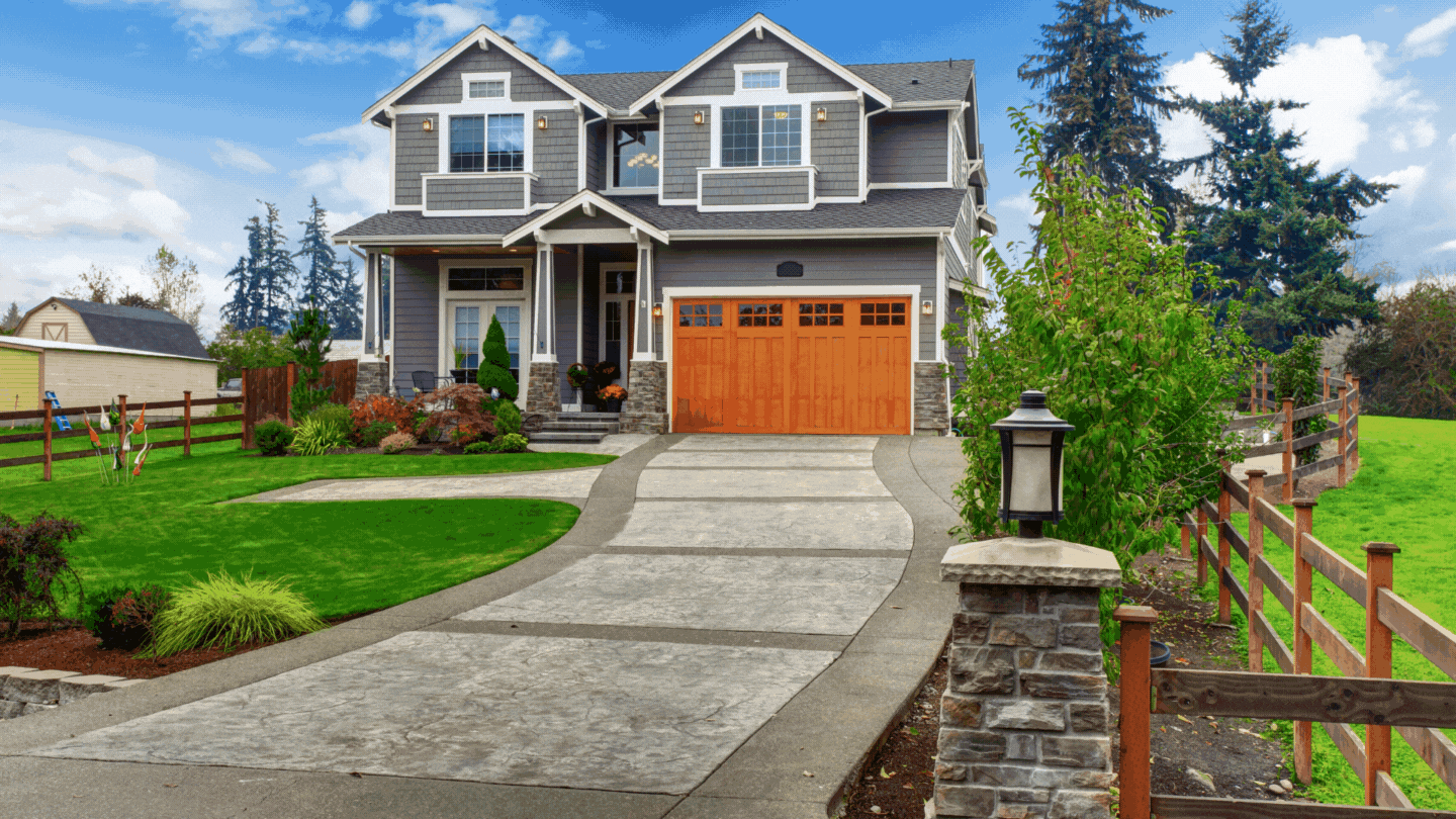 These Curb Appeal Fixes Can Sell Your Home Fast